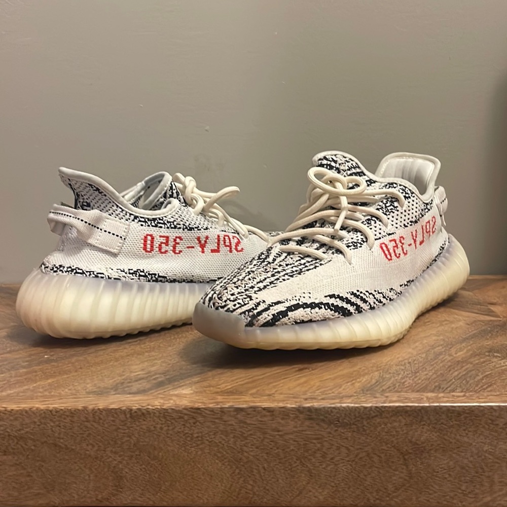 Yeezy Boost 350 V2